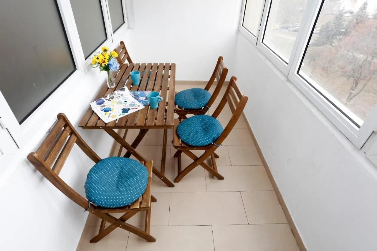 Lovely 2 Bedroom Apartment Near Old Town Boekarest Roemenië